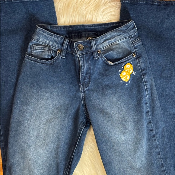 Her Universe Star Ward Solo Bell Bottom Jeans Size 0 - Picture 9 of 12
